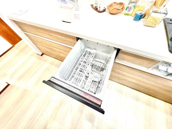 中区本牧荒井　２号棟