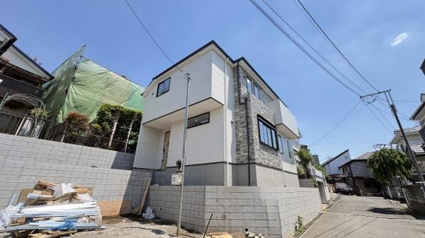 旭区三反田町　１号棟