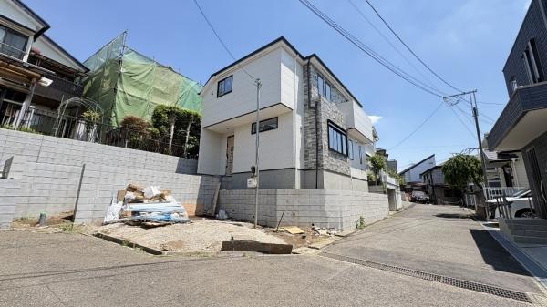 旭区三反田町　１号棟