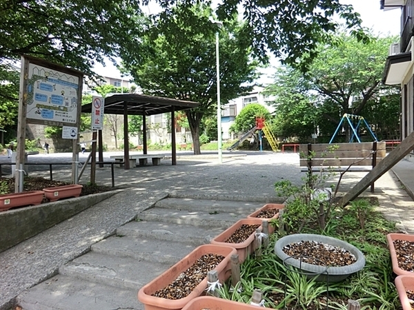 南区中里４丁目　全２棟２号棟(別所中里台公園)