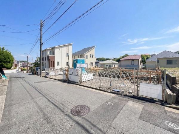 金沢区富岡西４丁目　全２棟２号棟