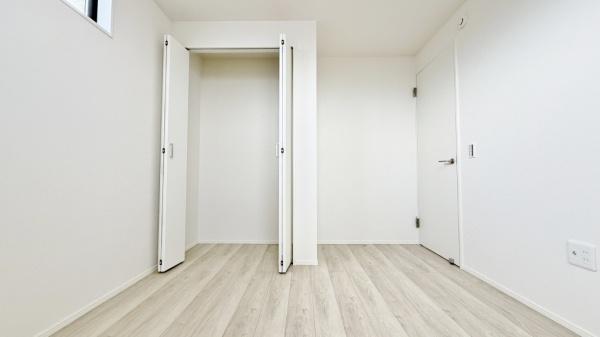 緑区いぶき野全１棟１号棟