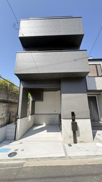 鎌倉市台４丁目　全２棟Ａ棟