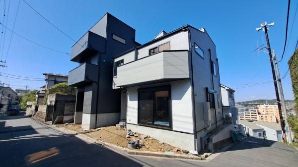 鎌倉市台４丁目　全２棟Ａ棟