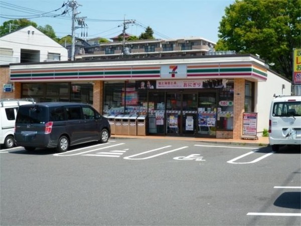 横浜市港南区笹下６丁目の中古一戸建て(セブンイレブン横浜笹下5丁目店)