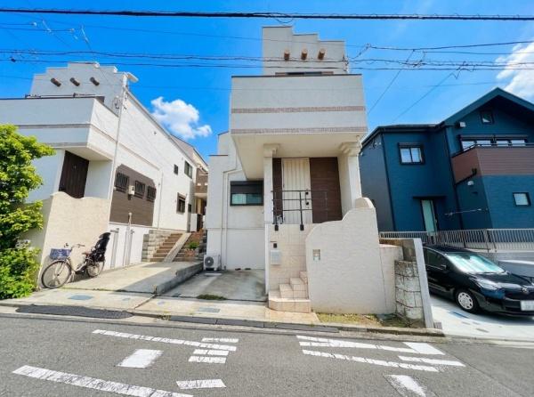 鶴見区東寺尾３丁目　戸建て