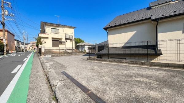 保土ヶ谷区峰岡町2丁目　戸建