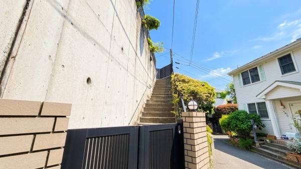 横浜市青葉区美しが丘西２丁目の中古一戸建て