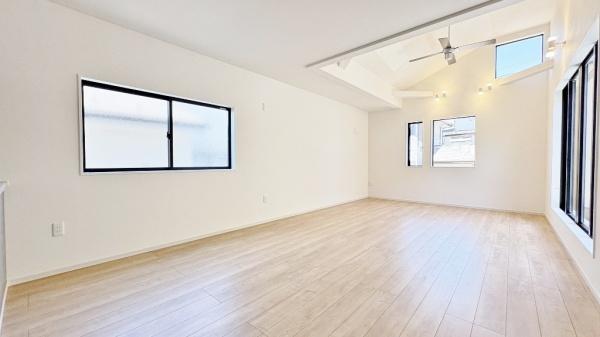 鎌倉市大船　全２棟２号棟