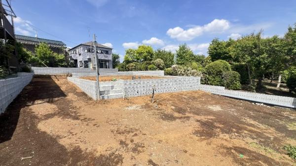 神奈川区菅田町　全2棟2号棟