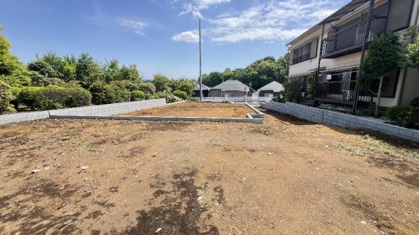 神奈川区菅田町　全2棟2号棟