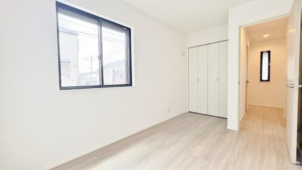 港北区仲手原1丁目　全3棟販売2号棟