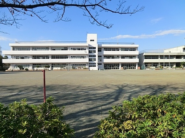 港南区港南台1丁目(横浜市立港南台第3小学校)