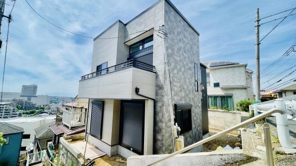 港南区上大岡東１丁目　全１棟