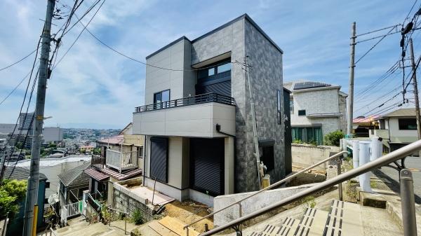 港南区上大岡東１丁目　全１棟