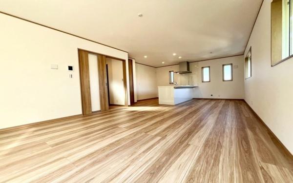 横浜市中区本郷町３丁目の新築一戸建