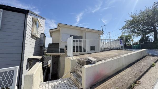 緑区十日市場町　戸建て