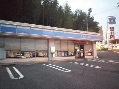 クオス鴨居Ⅱレジデンシャルステージ(ローソン横浜都筑池辺町店)