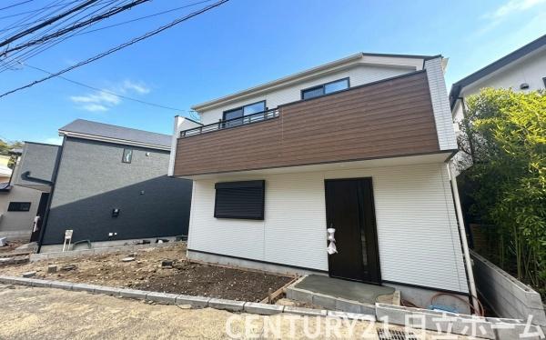 逗子市山の根３丁目４期　全２棟２号棟