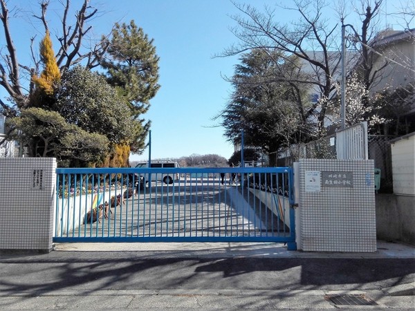 川崎市多摩区南生田６丁目の新築一戸建(川崎市立南生田小学校)
