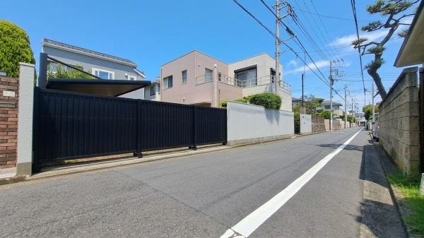 藤沢市鵠沼松が岡４丁目の中古一戸建て