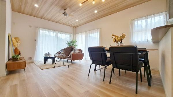 藤沢市鵠沼松が岡４丁目の中古一戸建て