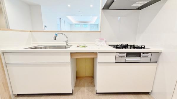 港南区港南台９丁目　全２棟Ｂ棟