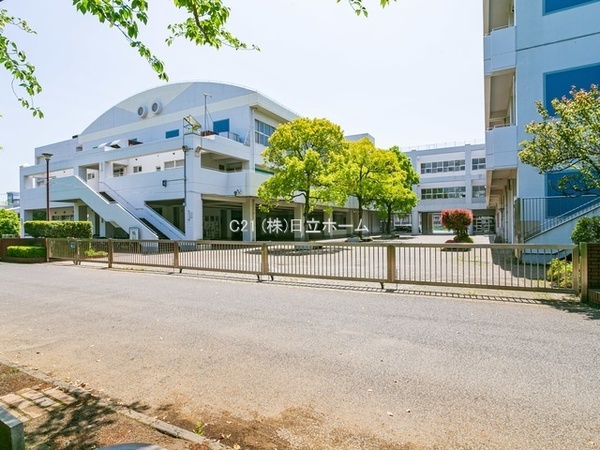 ネオマイム鶴見中央センターコート(横浜市立鶴見小学校)