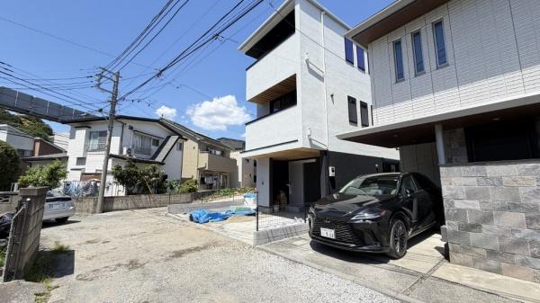 鎌倉市山崎　全２棟Ａ棟