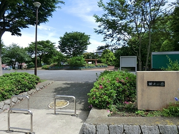 横浜市栄区鍛冶ケ谷１丁目の新築一戸建(虻名公園)