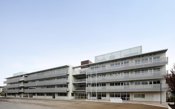 イトーピア梶ヶ谷パークサイド(川崎市立上作延小学校)