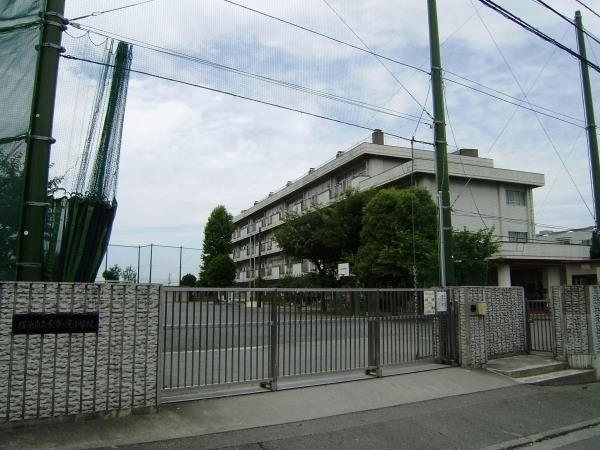 横浜市青葉区荏田西５丁目の新築一戸建(横浜市立東市が尾小学校)