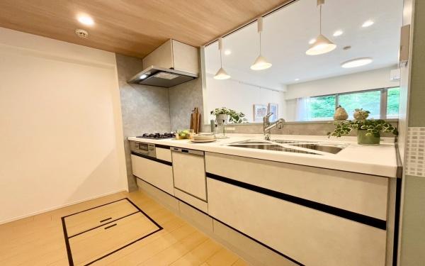 アリスガーデン横浜１番館