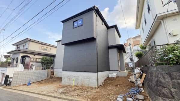 横浜市保土ケ谷区法泉３丁目の新築一戸建