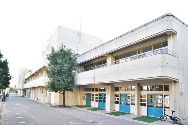 クオス戸塚レジデンシャルステージ(横浜市立秋葉小学校)