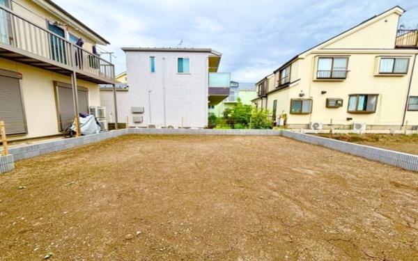 横浜市神奈川区六角橋６丁目の土地