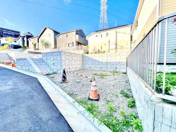 横浜市鶴見区梶山２丁目の土地
