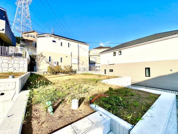 横浜市鶴見区梶山２丁目の土地