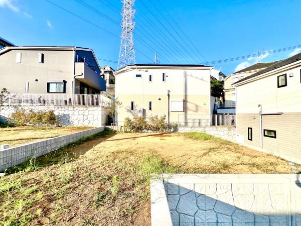 横浜市鶴見区梶山２丁目の土地