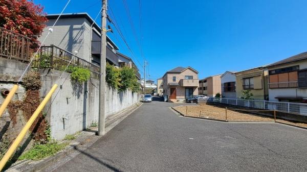 磯子区岡村３丁目　全１棟