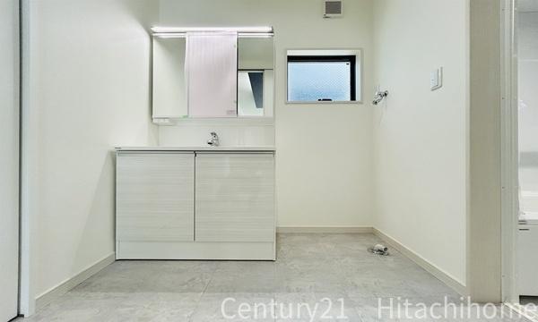 戸塚区下倉田町　全３棟２号棟