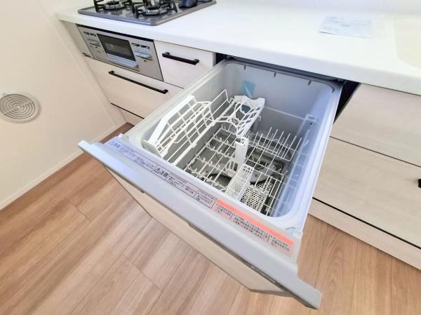 鎌倉市腰越３丁目　全３棟１号棟