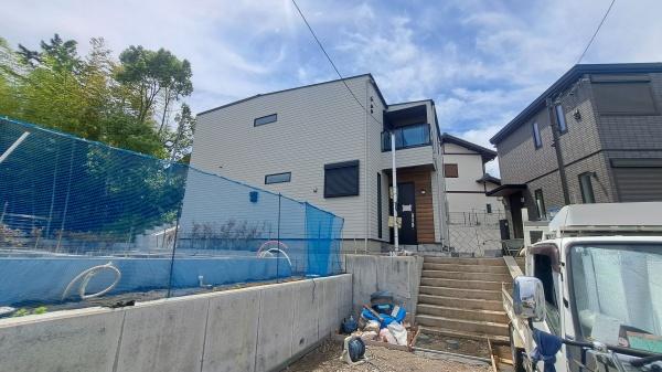 藤沢市鵠沼桜が丘1丁目