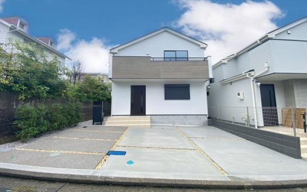 栄区亀井町　全２棟１号棟