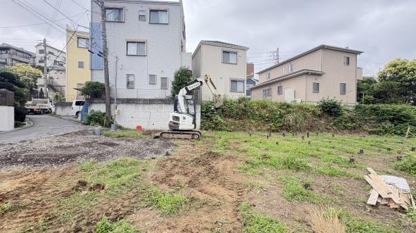 磯子区栗木1丁目　全2棟2号棟