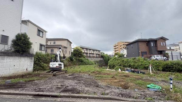 磯子区栗木1丁目　全2棟2号棟