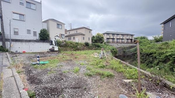 磯子区栗木1丁目　全2棟2号棟