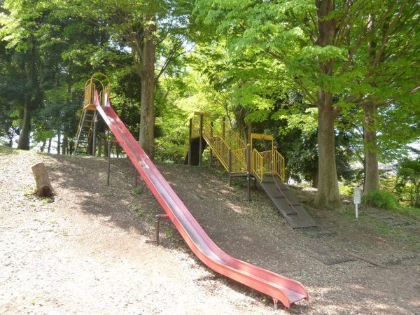 横浜市瀬谷区二ツ橋町の中古一戸建て(二ツ橋南公園)
