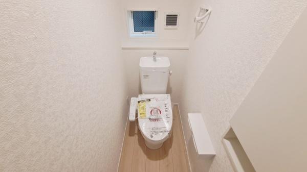 戸塚区名瀬町　全２棟２号棟