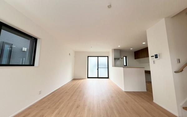 港北区新吉田東5丁目3期　全1棟